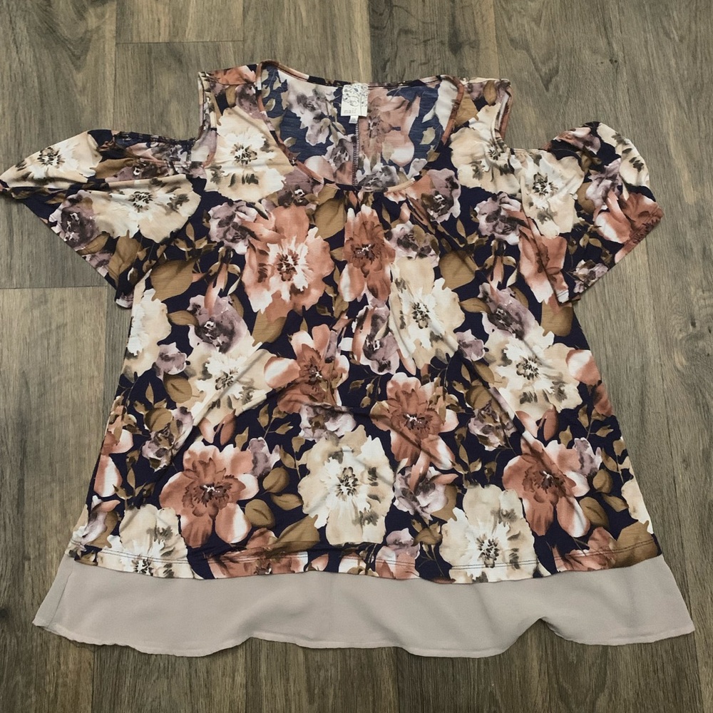 Cold Shoulder Floral Top